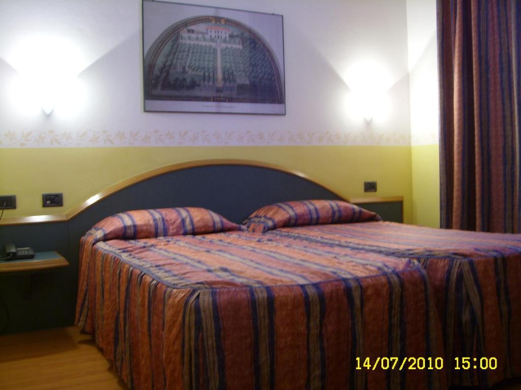 Hotel Alexander Fiorano Modenese Kamer foto